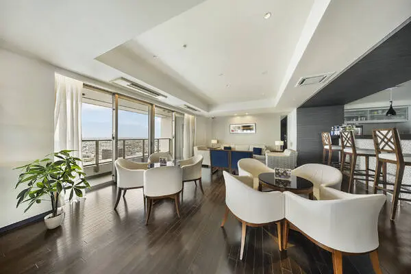 ザ・パークハウス西新宿タワー60