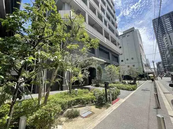 プレミスト南船場