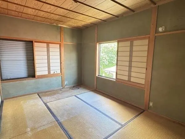 兵庫県宝塚市米谷１丁目 一戸建て
