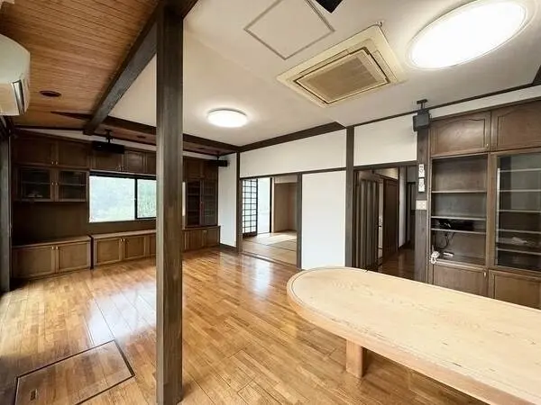 兵庫県神戸市西区美賀多台８丁目 一戸建て