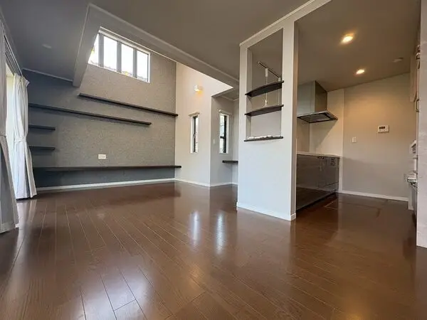 埼玉県草加市原町３丁目 一戸建て