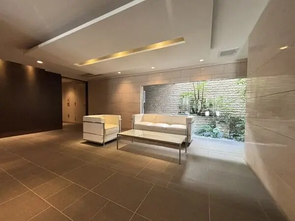 パークナード四谷