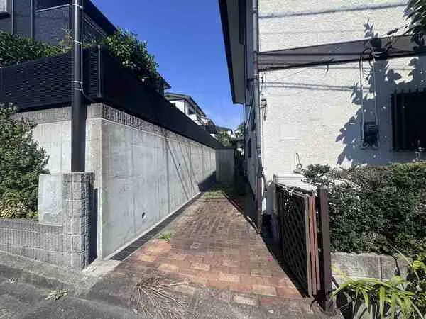 神奈川県横浜市旭区上白根３丁目 土地