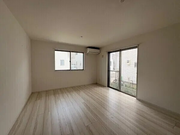 埼玉県所沢市上新井３丁目 一戸建て