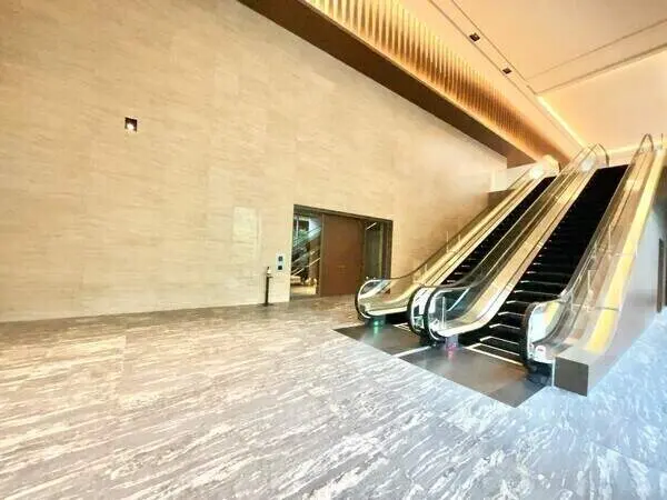 白金ザ・スカイ