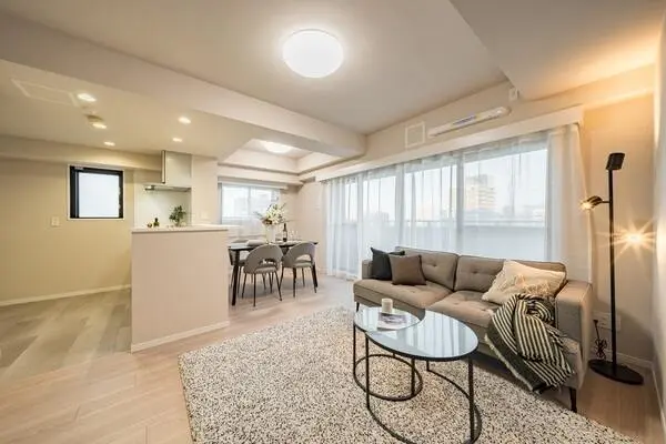 アンソレイユ湯島三組坂