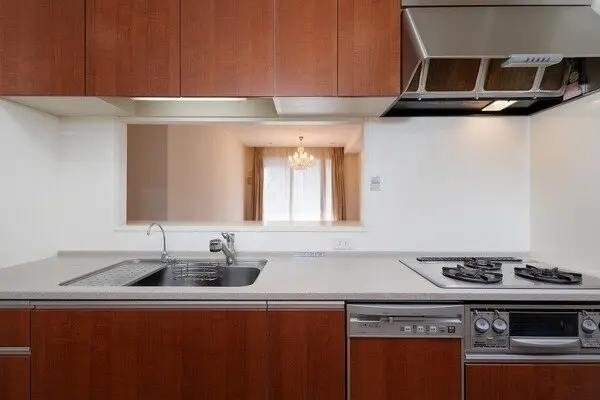 ザ・梅田タワー