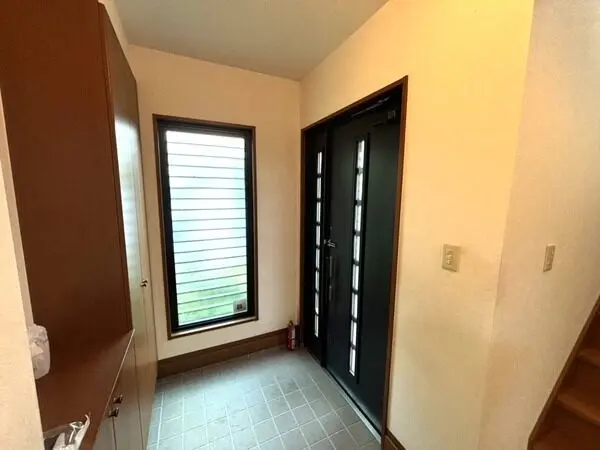 兵庫県川西市緑台２丁目 一戸建て