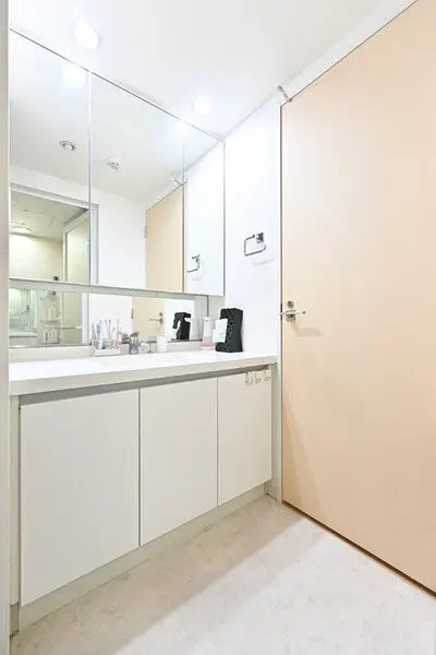 レグノ・スイート三軒茶屋