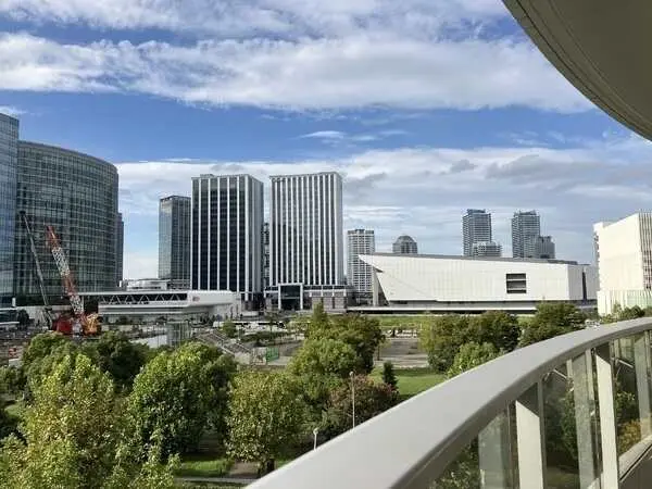 M.M.TOWERS FORESIS L棟