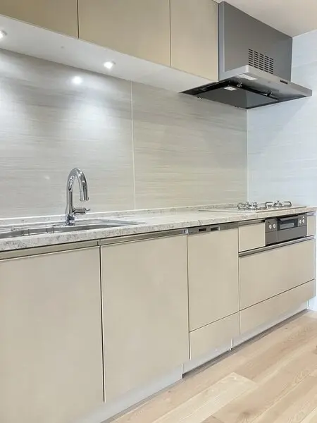 Wコンフォートタワーズ　WEST