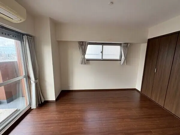 赤門ロイヤルハイツ