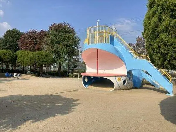 ユニライフ緑地公園II