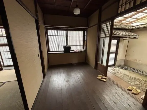 京都府京都市左京区岡崎東福ノ川町 一戸建て