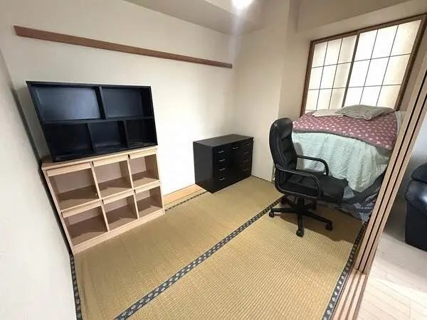 ルネッサなんばタワー