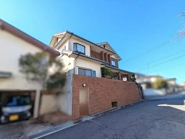 兵庫県神戸市北区泉台４丁目 一戸建て