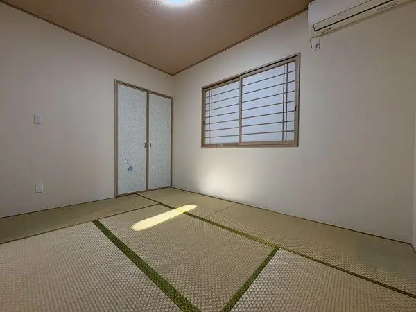 埼玉県草加市原町３丁目 一戸建て