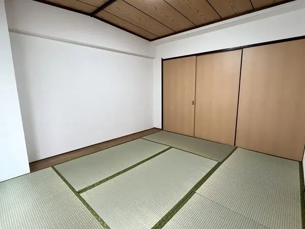 メゾンイセザキ