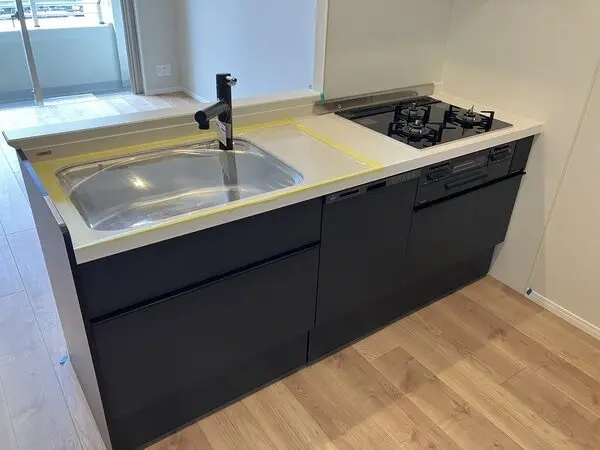 東京アインスリバーサイドタワー