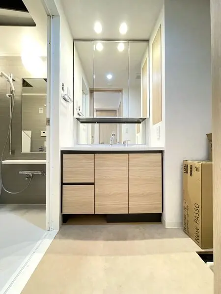 グローリオ新宿夏目坂