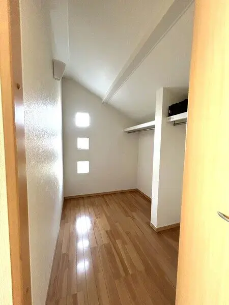 埼玉県さいたま市見沼区大字中川 一戸建て