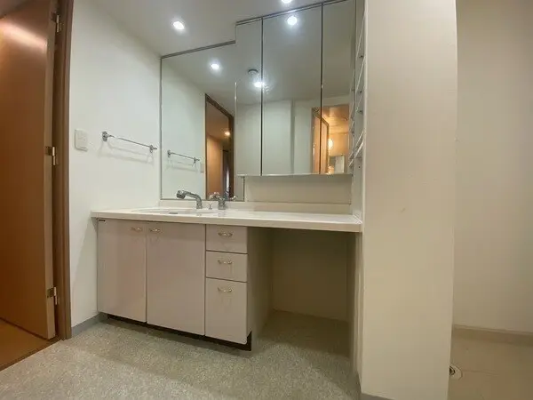 プライムコート関目パーク・ホームズ