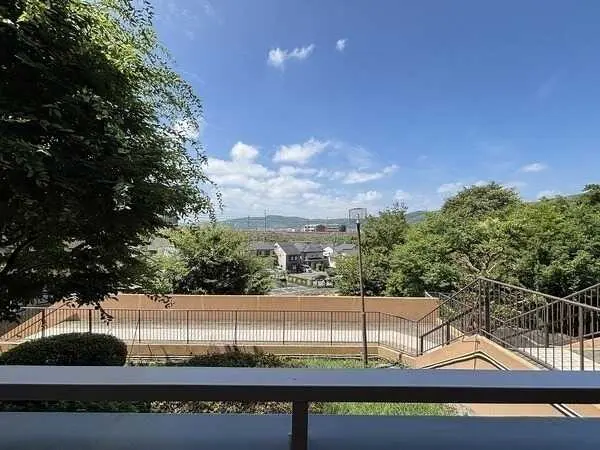 ライオンズマンション山科御陵