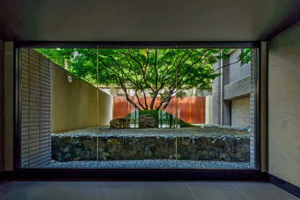 ザ・パークハウス御所西