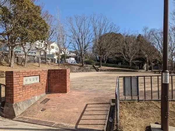 兵庫県神戸市北区泉台４丁目 一戸建て