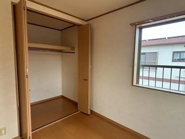 埼玉県三郷市戸ケ崎 一戸建て