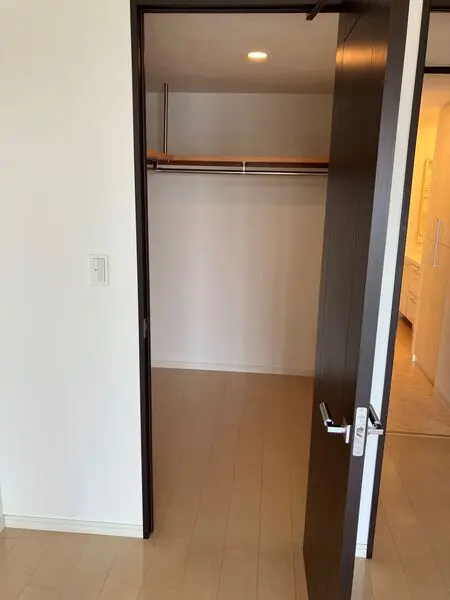 ザ・クレストタワー