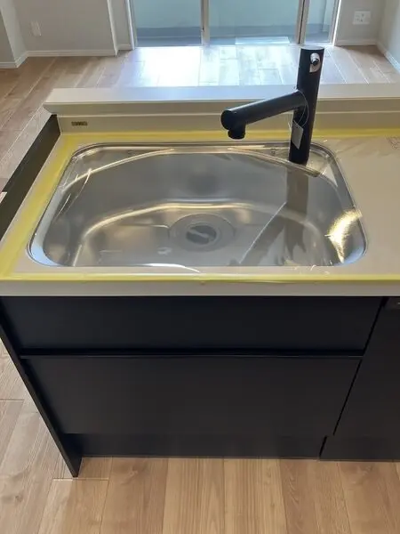 東京アインスリバーサイドタワー