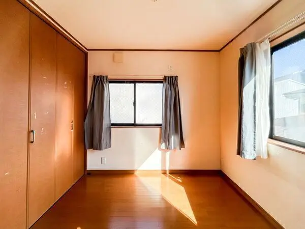 神奈川県横浜市戸塚区戸塚町 一戸建て