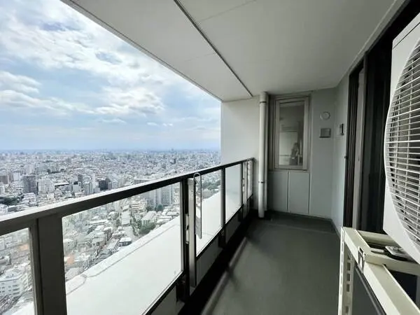 ザ・パークハウス西新宿タワー60