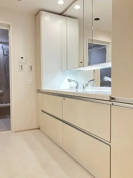 Wコンフォートタワーズ　WEST