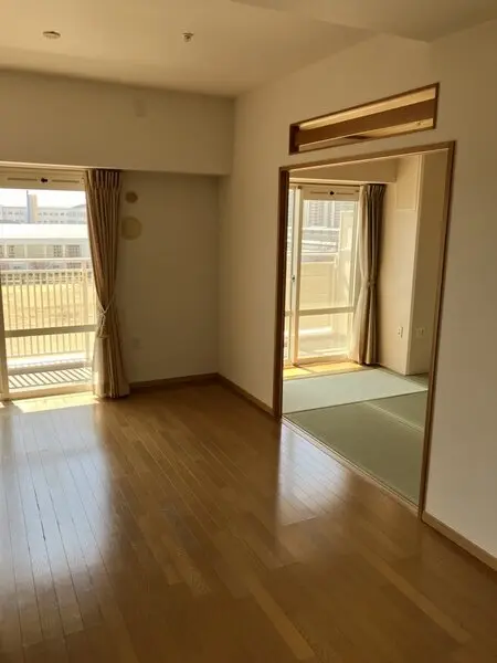 RICイーストコート11番街 4番館