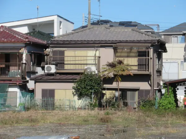 川口市石神　土地（古家付き）