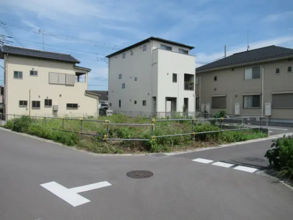 川口市大字伊刈　土地