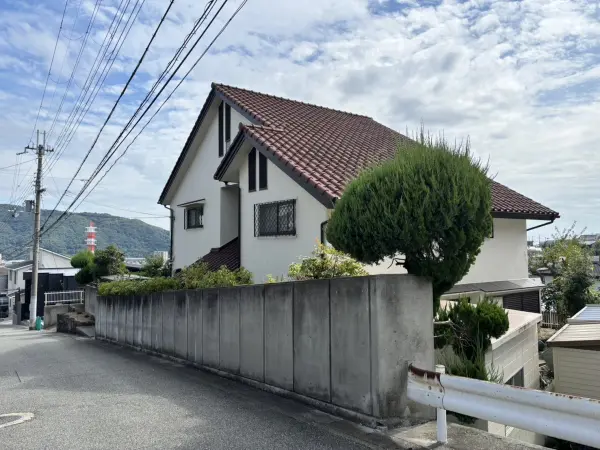 川西市萩原台西１丁目　古家付き土地