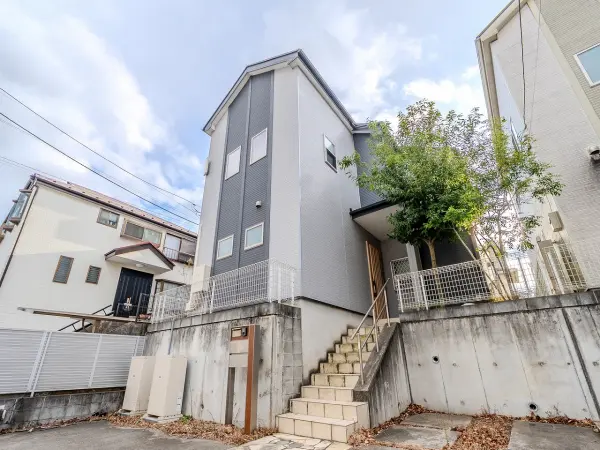 町田市鶴川３丁目