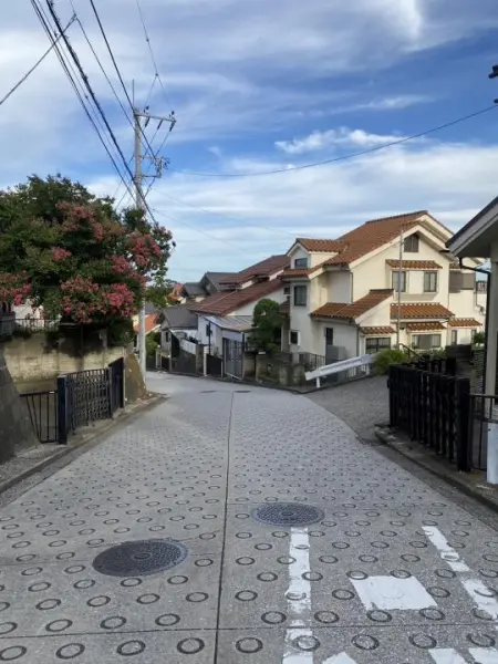 横浜市港南区上大岡東２丁目