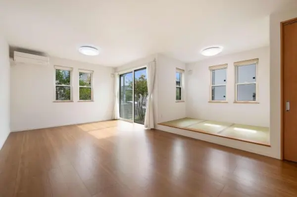 京都市伏見区桃山町安芸山中古戸建