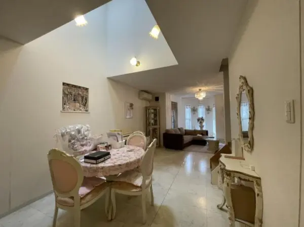 京都市中京区大宮通御池下る三坊大宮町中古戸建