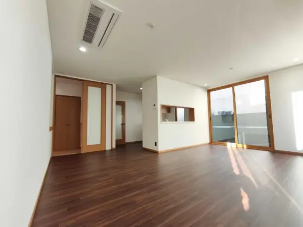 春日井市六軒屋町２丁目中古戸建