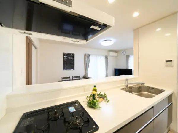 春日井市西本町３丁目中古戸建