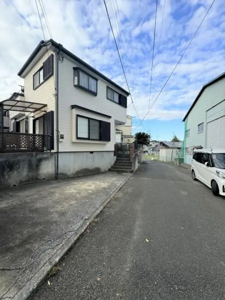 藤沢市高倉　中古戸建