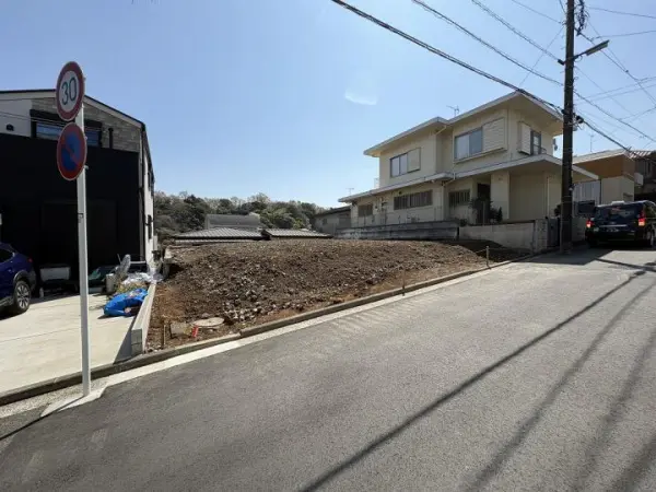 横浜市中区本牧満坂土地　区画.2