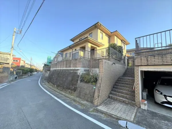八王子市元八王子町３丁目