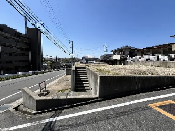 瀬戸市西松山町４丁目土地