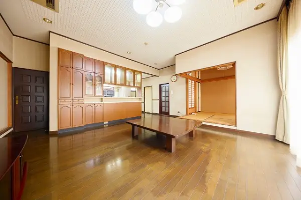 青梅市新町３丁目　戸建て（整形地）